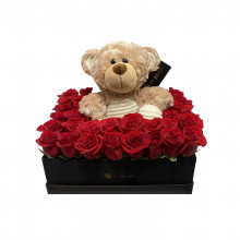 Premium Box  32 Rosas Bombones mas Peluche